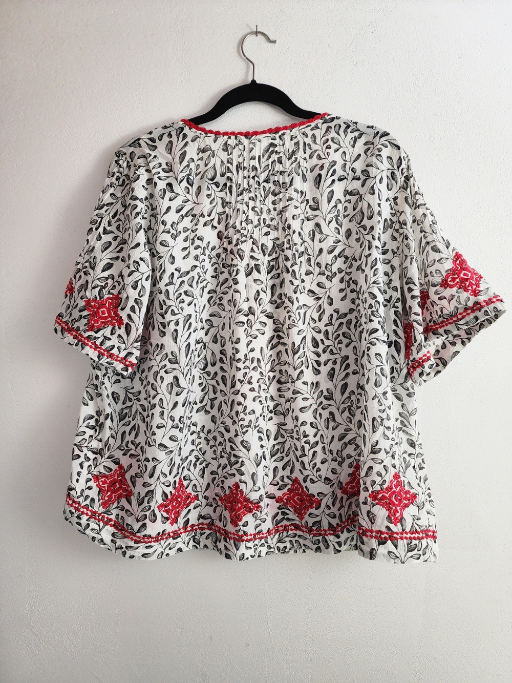 J. Jill White Peasant Blouse with Red Embroidery - Picture 3 of 3